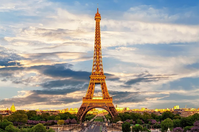 S&P понизило кредитный рейтинг Франции до АА-